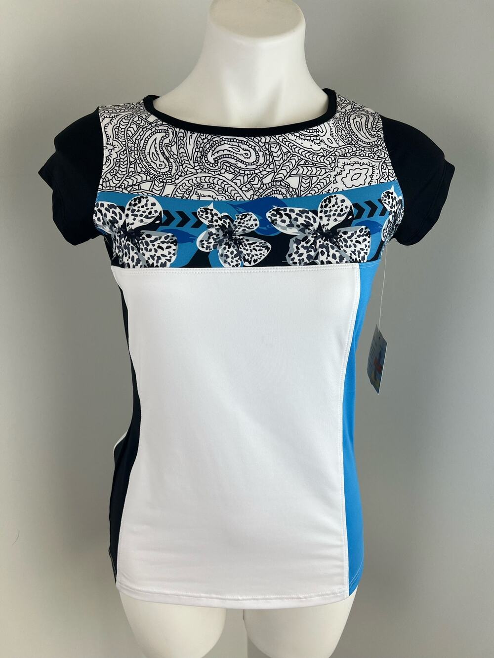 Women’s Bollé Moisture Wicking Activewear Short Sleeve Top Small